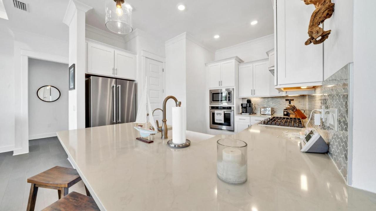 Current Affairs Brand New 2 Bedroom Townhome In Prominence Golf Cart Included Inlet Beach Buitenkant foto